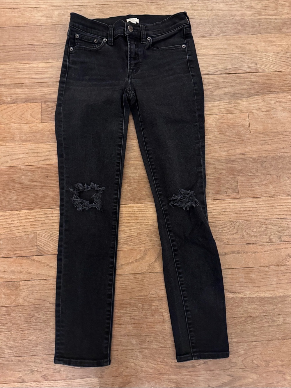 J.Crew Women's Black Distressed Skinny Jeans - Size 25 (Measures 26" Waist)
 b2